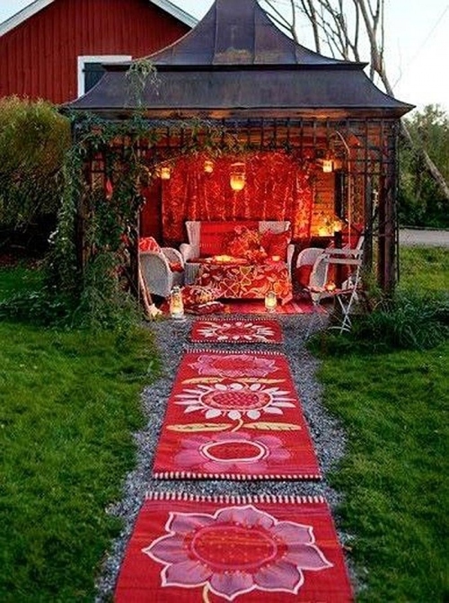 Move Over Man Caves, 'She Sheds' Are Taking Storm Now