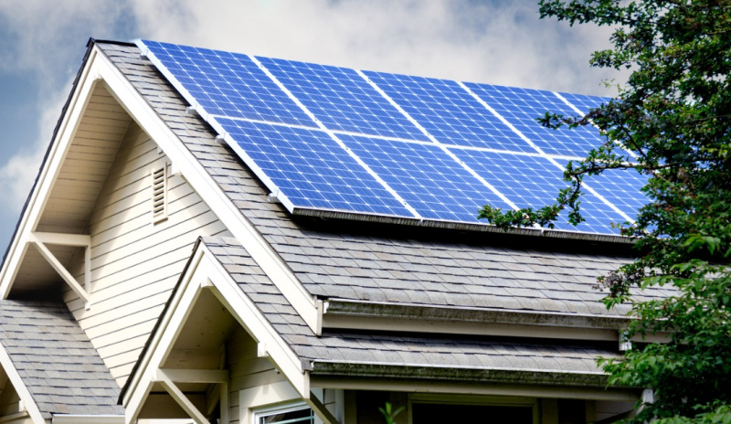 7 Things to Know Before Installing Solar Panels on Your Roof